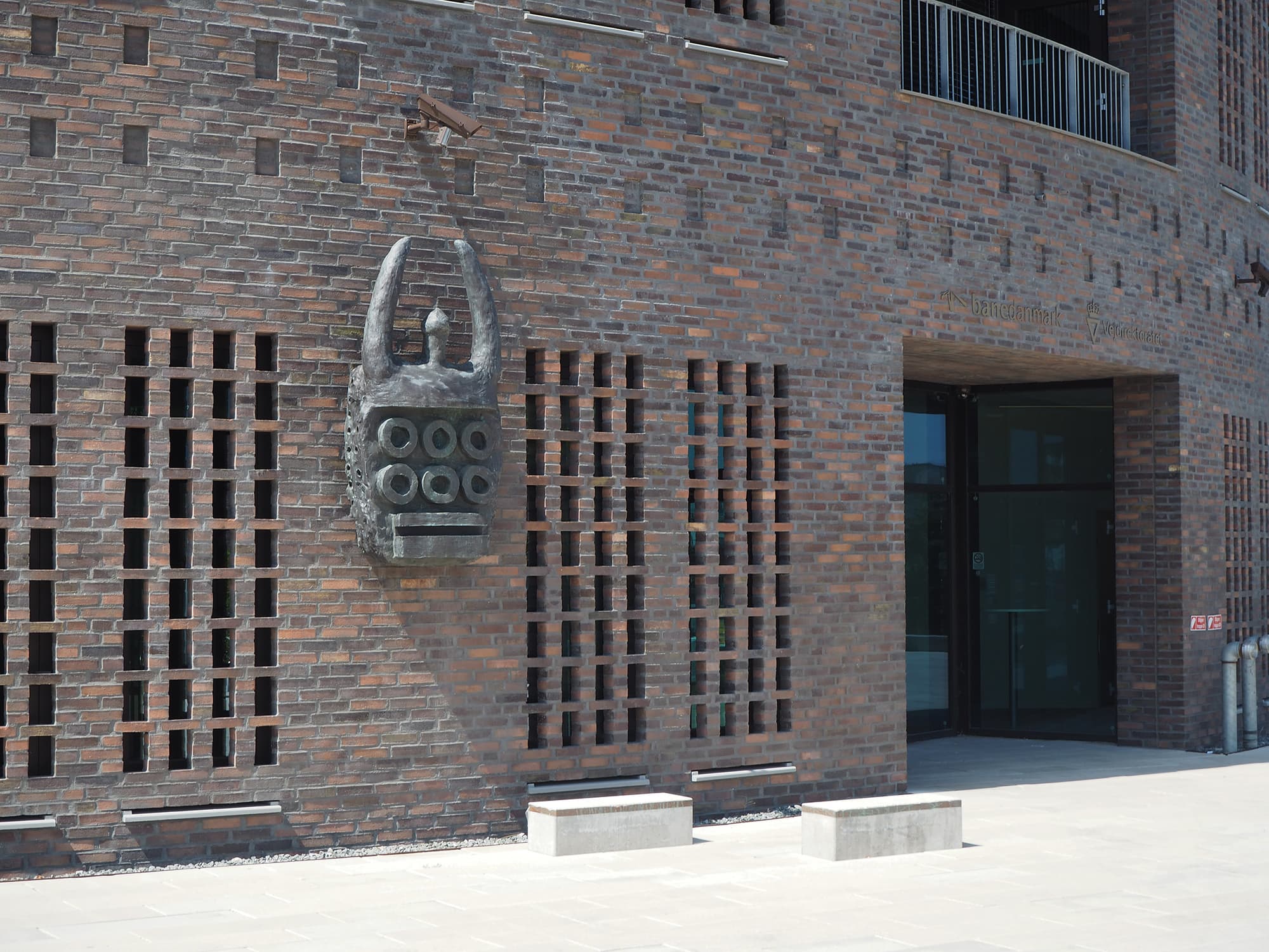 Trafiktårn Østs hovedindgang